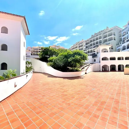 Apartamento Vista Piscina, Cerca Playa En Tenerife Sur, Los Cristianos شقة *